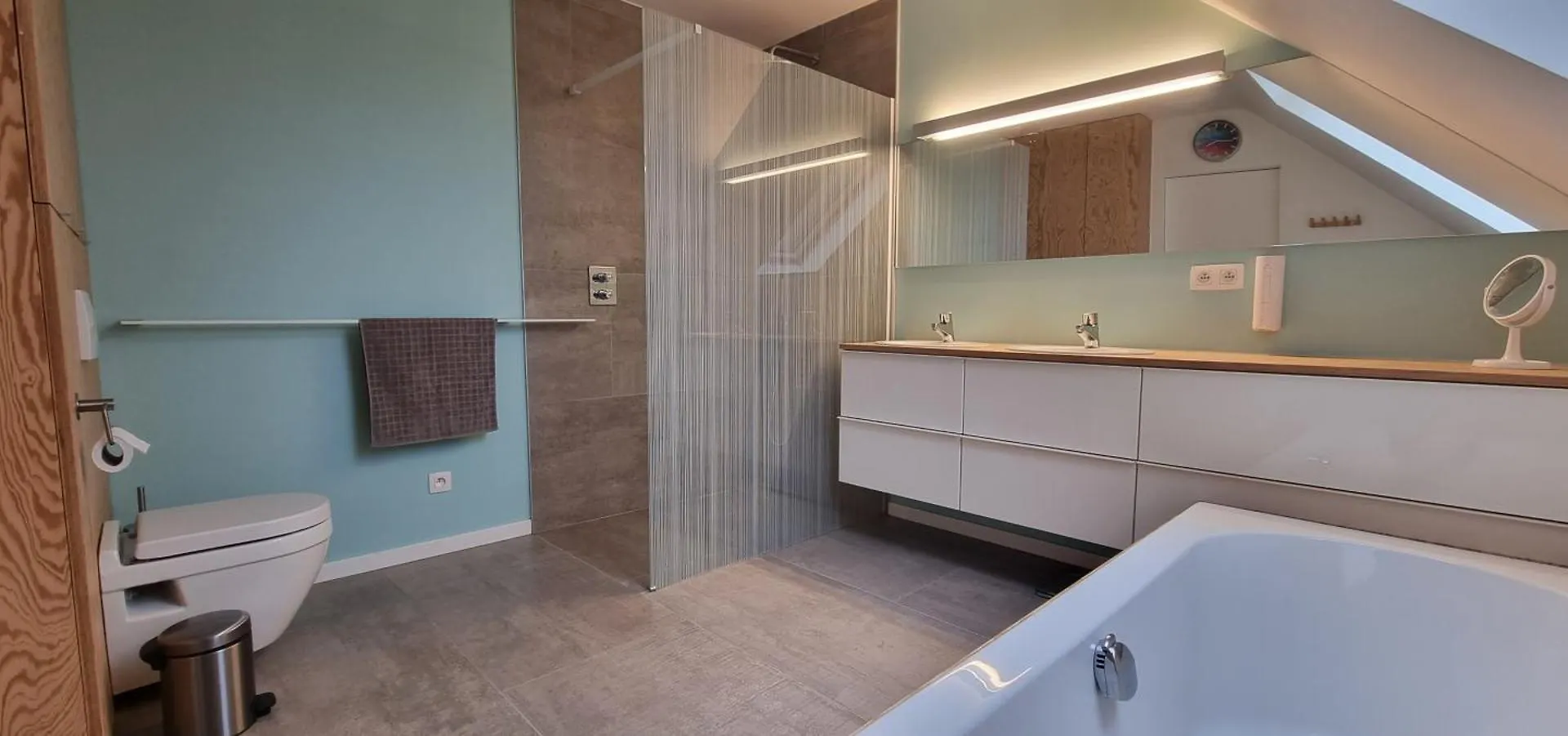 Minus Is Joenus Villa Ostend Holiday home